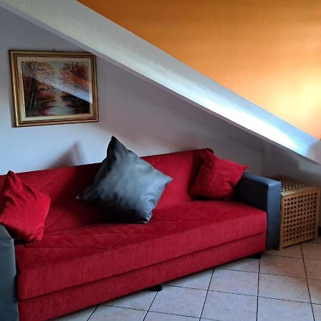 Casa Paola - Stazione 400 Mt - Free Wifi Lägenhet Arcore Exteriör bild