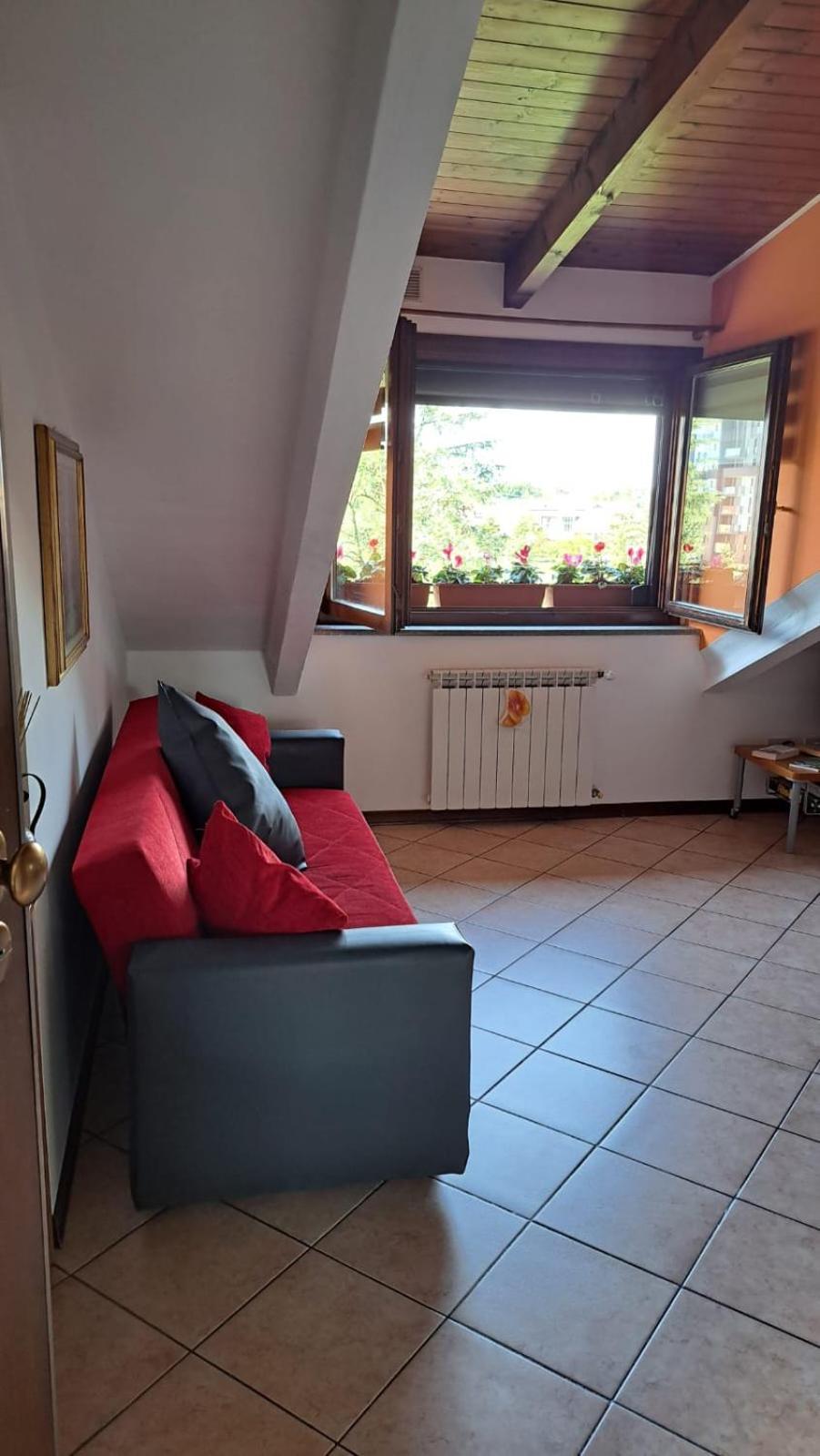 Casa Paola - Stazione 400 Mt - Free Wifi Lägenhet Arcore Exteriör bild
